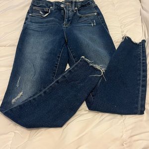 Good American Good Waist Skinny Cropped Cashmere Jeans w/ Deep V in Indigo379